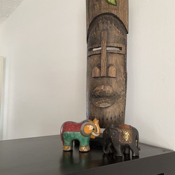 Two lucky elephant - Picture 7 of 11